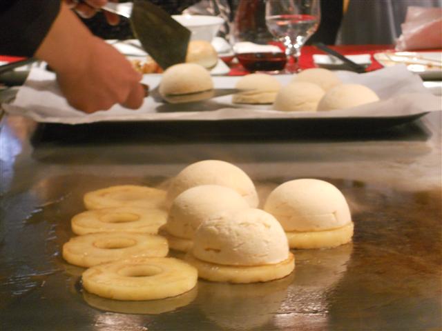teppanyaki alaturka ananaslı dondurma